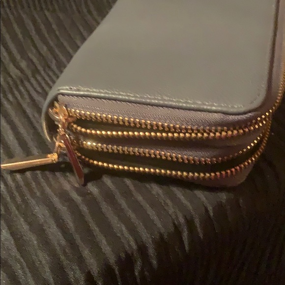 A New Day Gray Wristlet - Picture 4 of 4